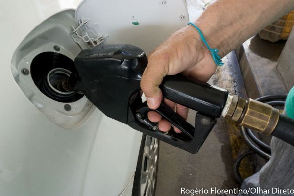 Combustível terá novo aumento dia 1º; etanol em Mato Grosso subiu 34% em 2015