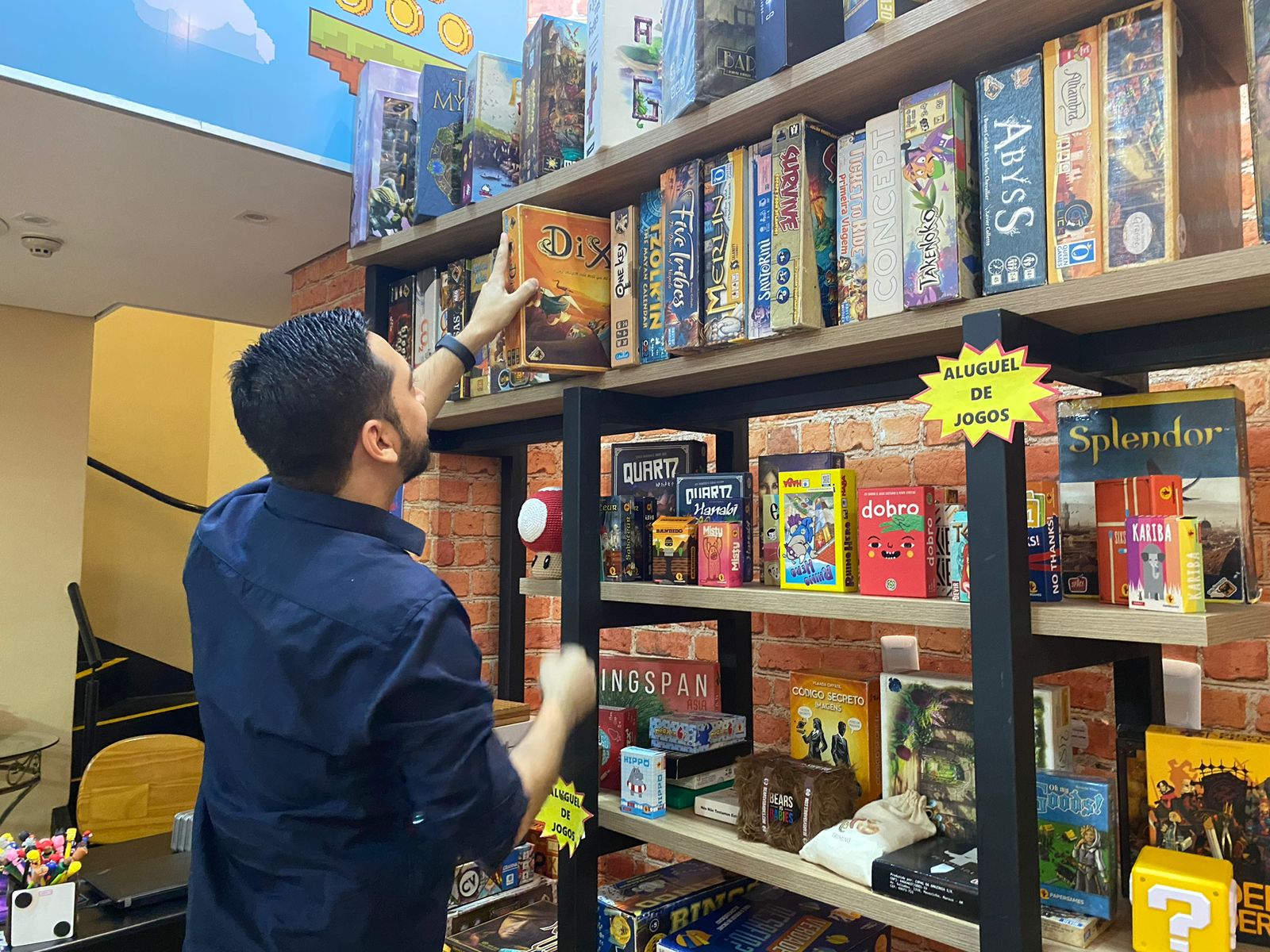 Casal aposta em mercado nichado e abre primeira loja física de jogos de  tabuleiro em Cuiabá :: Olhar Conceito