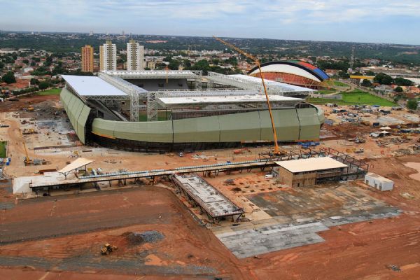 Preocupada com aparncia, Prefeitura amplia fiscalizao no entorno da Arena Pantanal