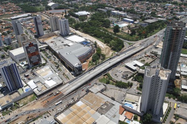 Populao teme o pior no viaduto da UFMT por falta de iluminao