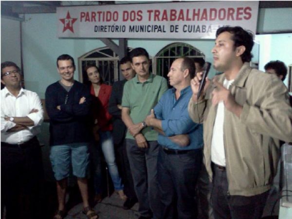 Líderes do PT participam de encontro e ressaltam luta do partido em prol da sociedade de Cuiabá