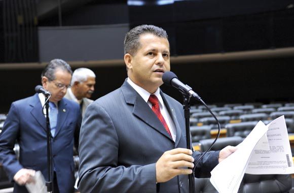 Valtenir é apontado pela Veja como 26º  melhor deputado federal do Brasil