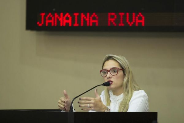 Janaina Riva pede a vice-governador para expulsá-la do partido; processo é segunda opção