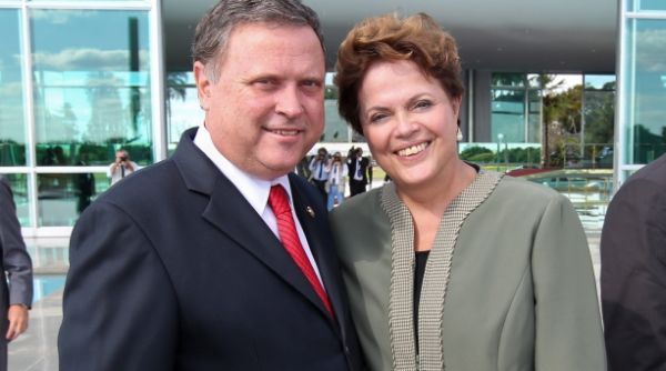 Maggi e Dilma durante encontros sobre reforma ministerial