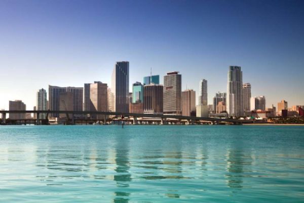 Apesar da crise, brasileiros são os que mais visitam Miami