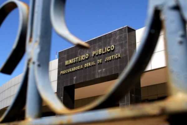 MP pede exoneração de defensor público que se dizia perseguido pelo ex-governador Dante de Oliveira