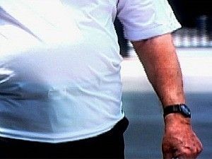 Homens com barriga têm maior risco de osteoporose, diz estudo americano
