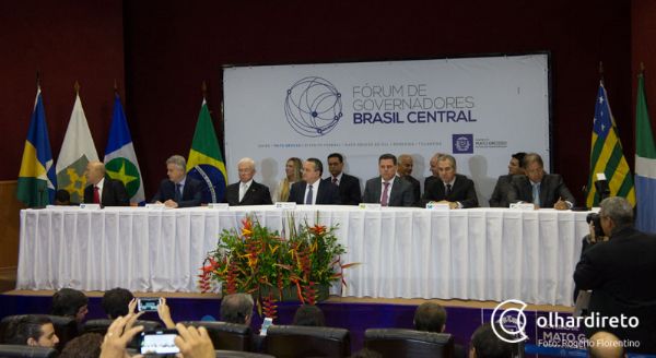 Em  MT, governadores do Brasil Central discutem fomento a logstica e turismo em Cuiab