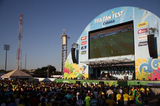 Fan Fest reabre na tera-feira com jogo do Brasil e atrao nacional