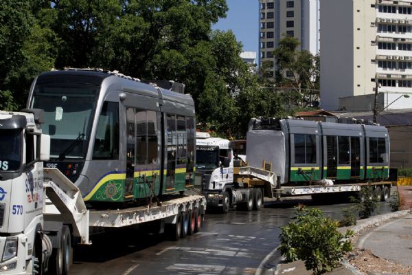 Jlio Campos defende expanso dos trilhos do VLT para o centro de Vrzea Grande