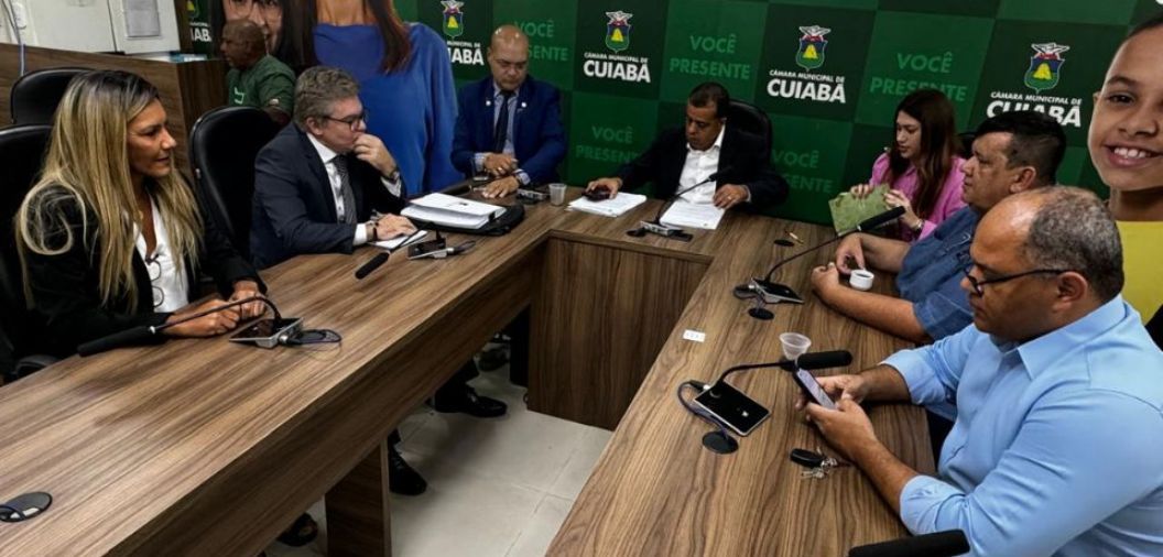 Ex-secretrios de Sade de Cuiab faltam  Comisso que investiga o prefeito Emanuel Pinheiro
