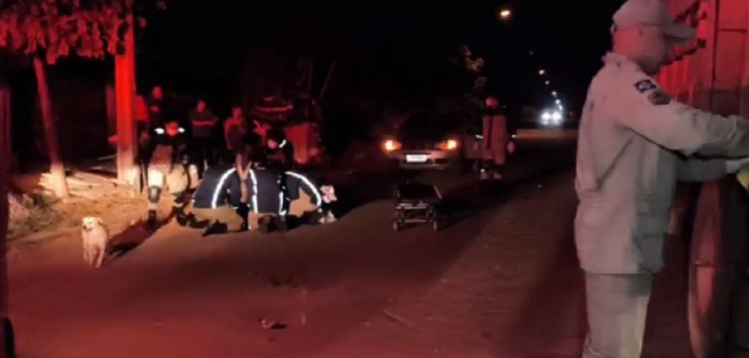 Vigilante morre aps bater motocicleta na traseira de carreta estacionada