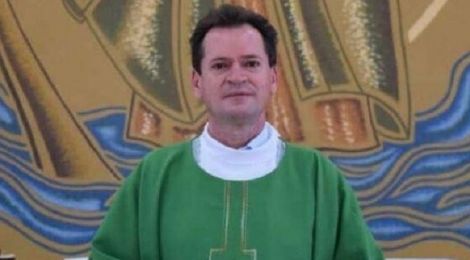 Condenado a 48 anos por estupro de vulnervel, padre insiste no STJ para sair da cadeia pela stima vez; ministro nega