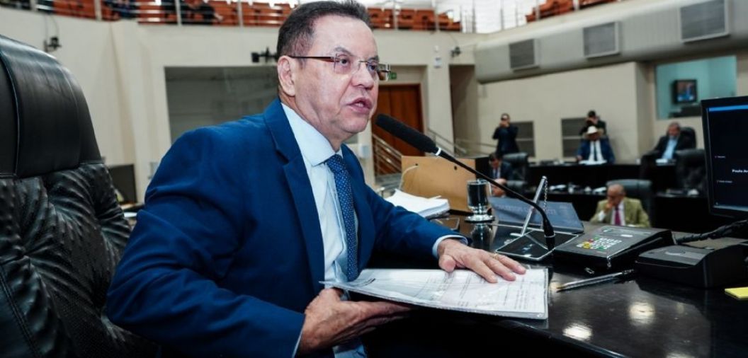 Botelho critica postura e considera difcil estado legislar contra criminosos: 'no querem descentralizar'