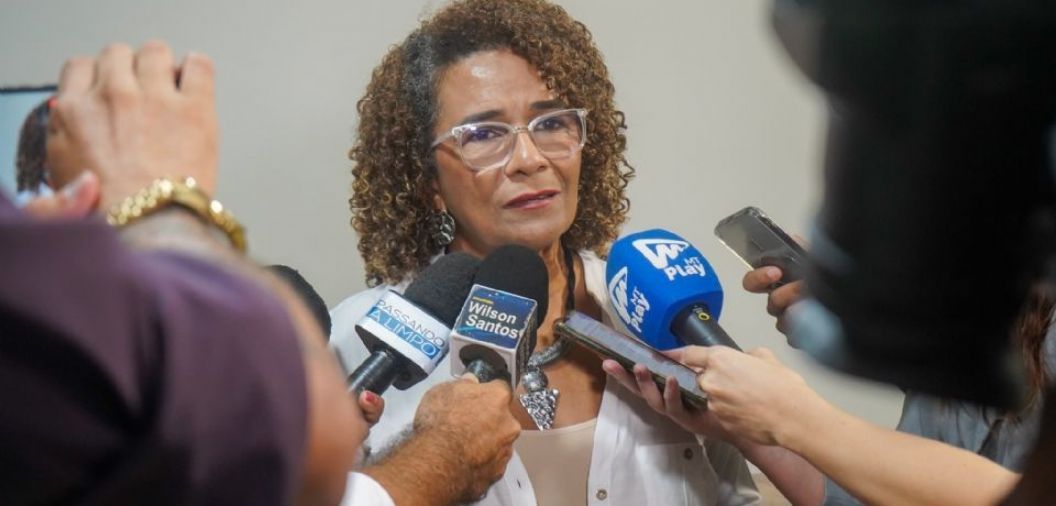 Cmara retira Edna de Processante contra Emanuel; oposio teme que deciso possa anular trabalhos