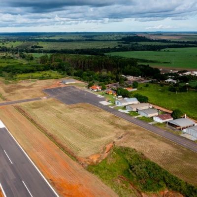 Governo de MT firma convnios para reformar aerdromos na regio Araguaia
