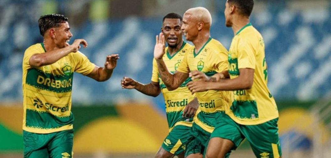 Cuiab enfrenta o Vila Nova por vaga na final da Copa Verde
