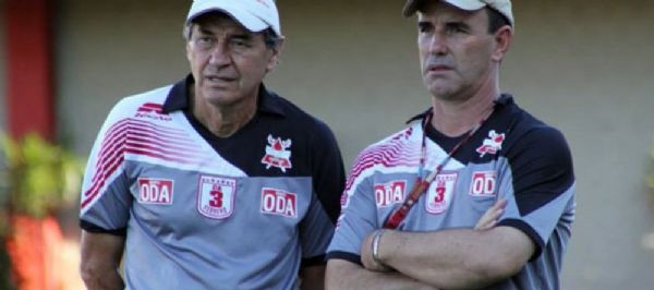 Mrcio Marolla (direita) ser o novo treinador do Mixto em 2015