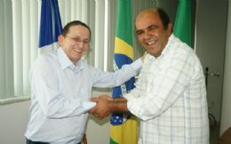 Jlio Pinheiro j admite demitir secretrios de Chico Galindo