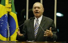Sarney: negociao de cargos com Dilma ser feita exclusivamente por Temer