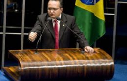 Taques se rene com ministro e defende salrio mnimo de R$ 560