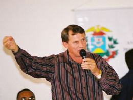 Prefeito de Querncia vai lanar campanha em prol do estado do Araguaia. Ser que agora vai?