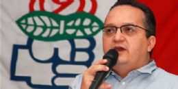 Pedro Taques admite que demitiria Pagot se estivesse no lugar de Dilma