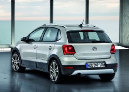 Volkswagen divulga imagens do CrossPolo na Europa