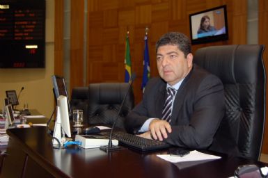 Guilherme Maluf quer unir bloco de oposio para ganhar fora na Assembleia