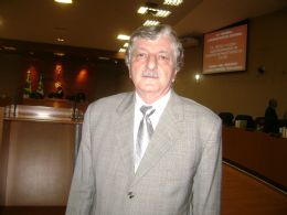 Juiz Fernando Miranda tenta tomar posse como desembargador do Tribunal de Justia de Mato Grosso