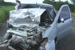 Choque frontal de veculos mata dois casais em acidente grave na BR 070