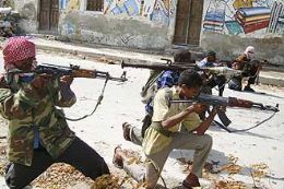 Insurgentes islmicos combatem foras do governo no norte de Mogadcio; combates mataram ao menos 46 pessoas em dois dias