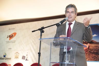 Senador Jorge Viana, relator do Cdigo Florestal no Senado
