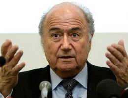 Aps denncias, Blatter ter que depor ao Comit Executivo da Fifa