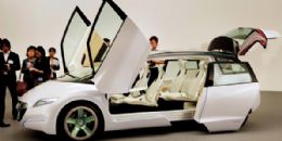 Honda mostra carros futuristas no Japo