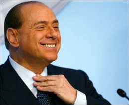 Berlusconi diz que vai a Israel como 