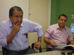 Samuel Lemes ( esquerda) e o relator da Comisso de tica podem pedir a expulso dos dois vereadores do PRTB