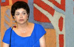 Pesquisa mostra Dilma a 3 pontos de Serra em disputa pela Presidncia