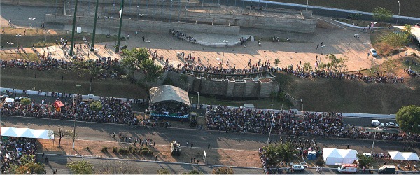Mais de 20 mil pessoas prestigiam desfile de 7 de Setembro em Cuiab