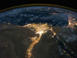 Astronautas na ISS fotografam delta do Nilo durante a noite