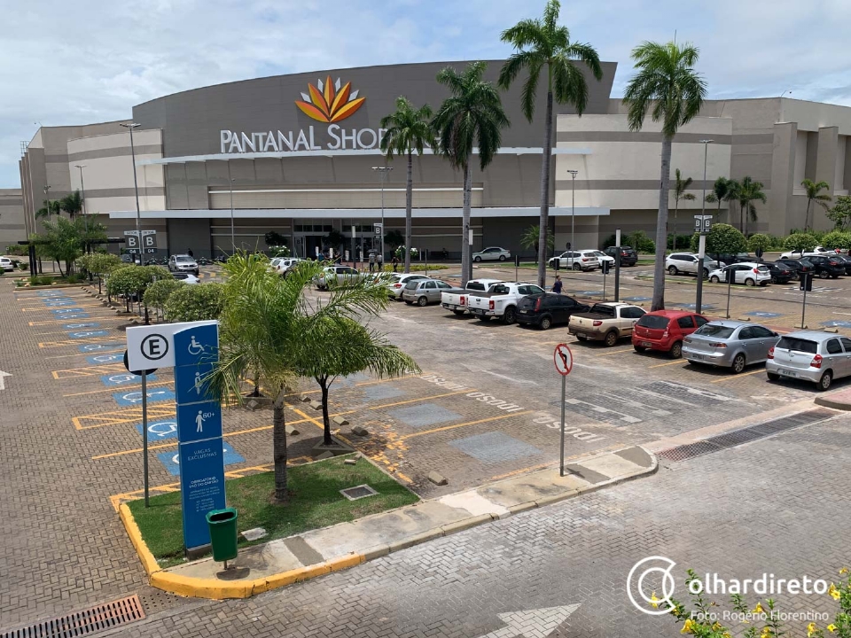 Pantanal Shopping afasta cinco seguranas acusados de agresso e racismo contra servidor federal