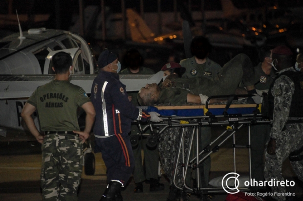 Com fratura exposta, inspetor do RJ  resgatado pelo Ciopaer e levado a hospital;  fotos e vdeo