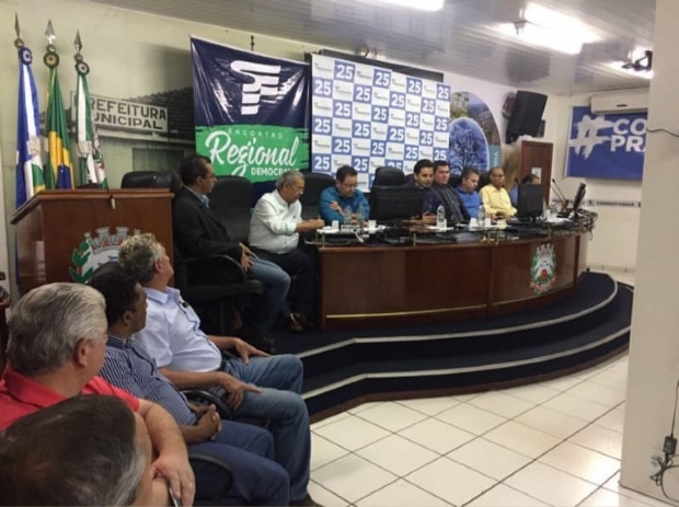 Mauro Mendes e Jayme Campos intensificam agenda de viagens pelo interior do Estado