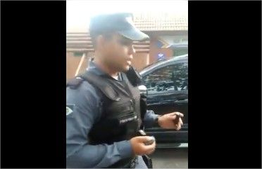 Em vdeo, policial militar orienta motoristas sobre novo mtodo utilizado por ladres de carro   veja  