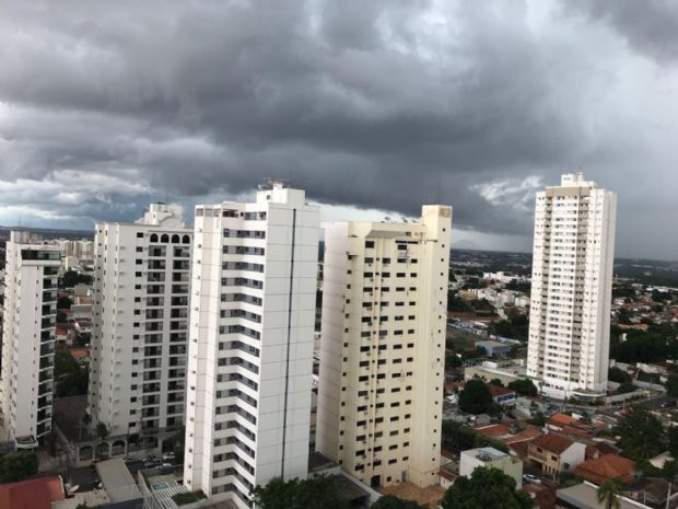 Inpe alerta para risco de tempestade de raios para todo Mato Grosso