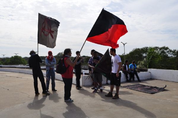 Em preto e vermelho: conhea a Frente Anti-fascista de Mato Grosso