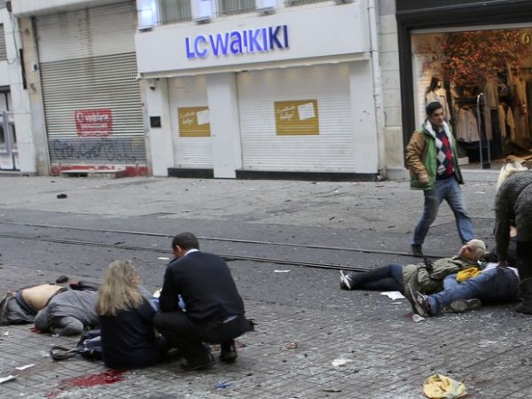 Ao menos quatro mortos em atentado no centro de Istambul