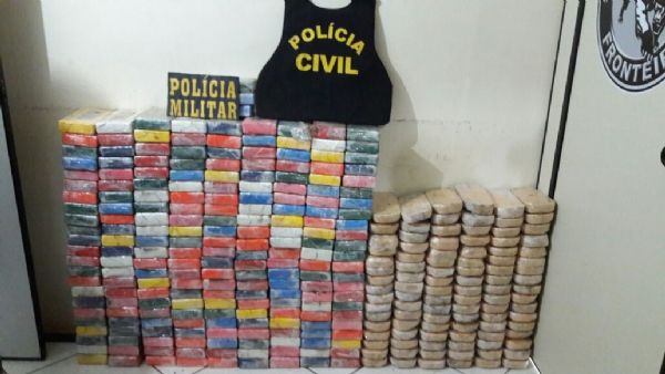 Fazendeiro acusado de trfico  procurado; policias apreenderam mais de 300 kg de drogas