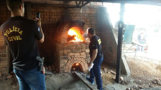 Polcia Civil queima 57kg de drogas e prende cinco durante operao no interior