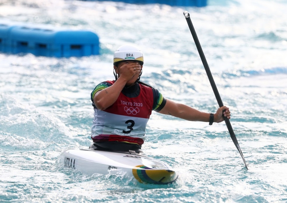 Ana Stila faz histria, mas fica sem medalha na final da canoagem slalom em Tquio